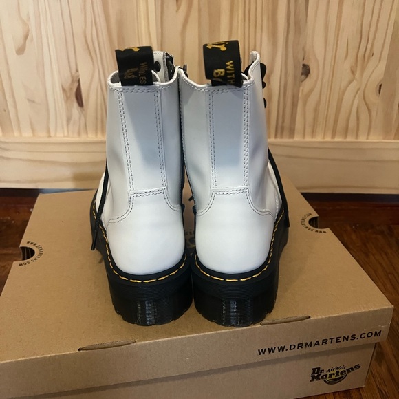 NIB Doc Martens - Picture 2 of 3